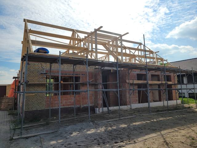 Moderne nieuwbouw met zwarte details — JBM project